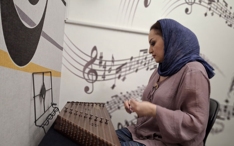  شادی درخشانپور