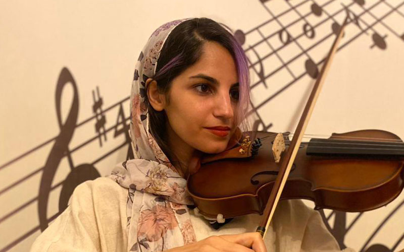 شکوفه ثابتی